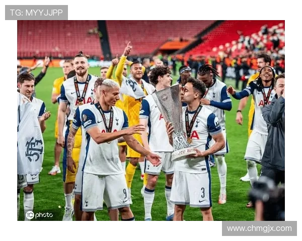 曼联热刺补时精彩对攻 沙利松绝杀德里赫特扳平双方2比2战平