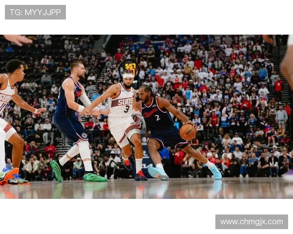 布克轰21+10率太阳轻取快船强势反弹巩固季后赛优势更显竞争力